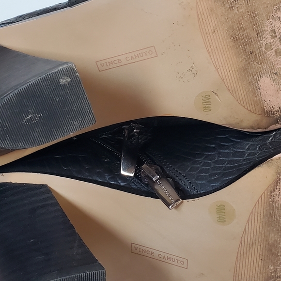 Vince Camuto Jorgetta Croc Embossed Booties Size 9M. - Picture 5 of 7